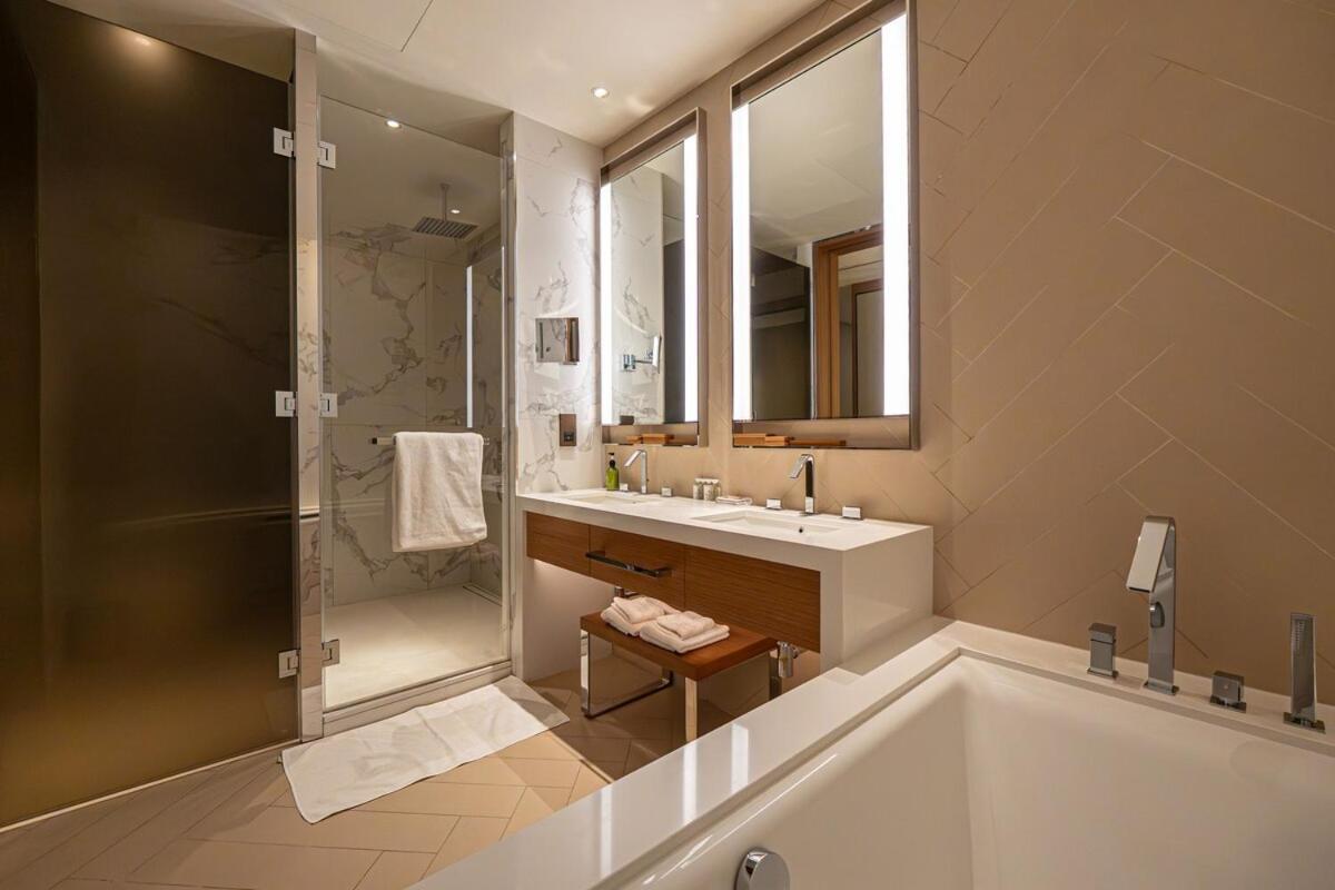 Venetian - Breathtaking Burj Khalifa Views From Luxury 3br Apartment